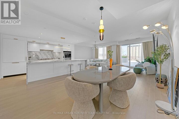 Property Photo:  155 Merchants Wharf 301  ON M5A 0Y4 