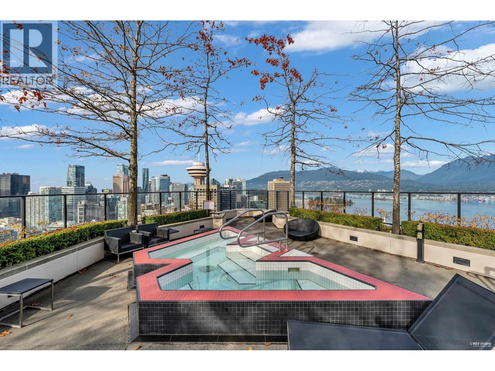 Property Photo:  128 West Cordova Street 605  BC V6B 0E6 