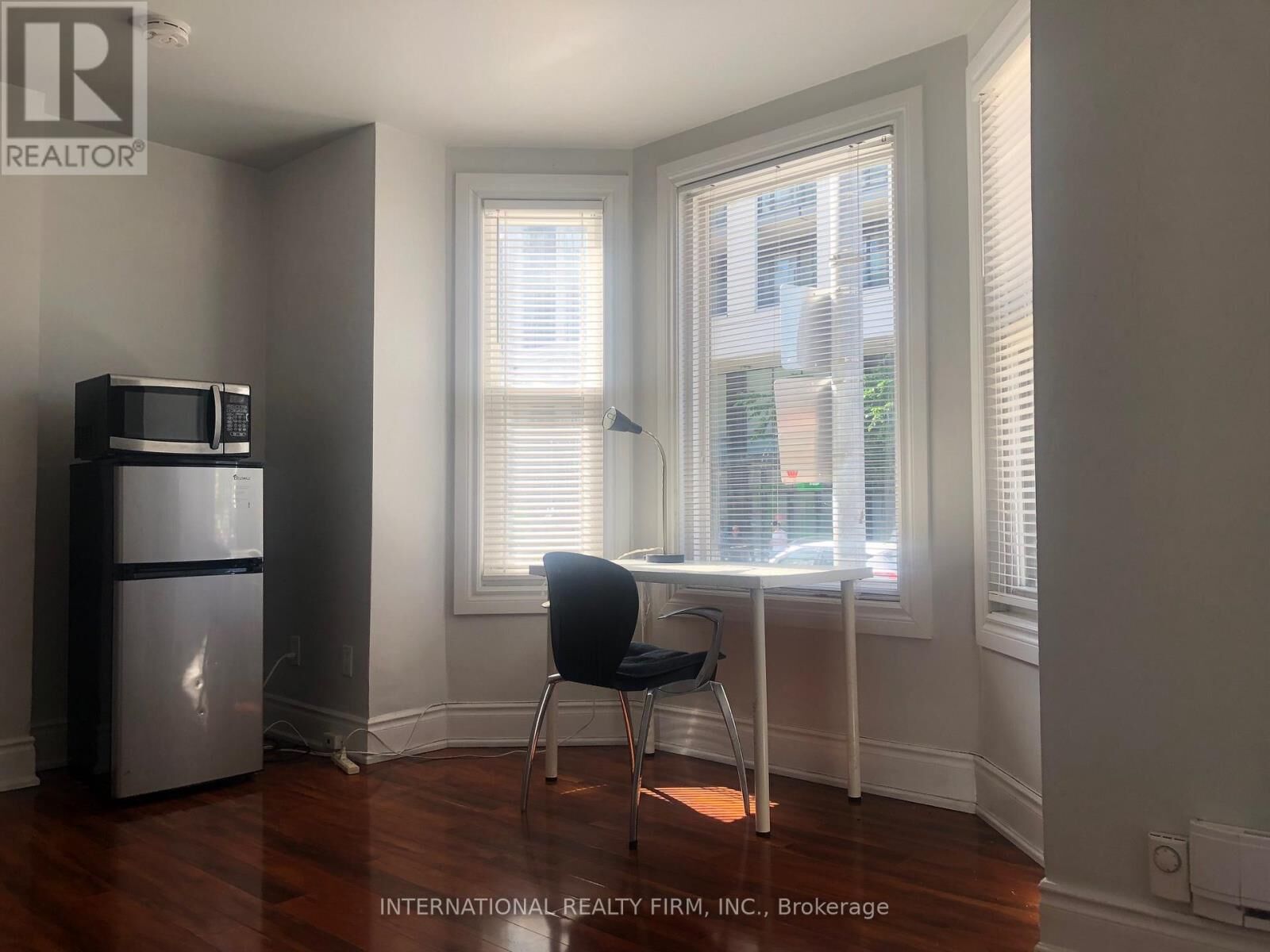 Property Photo: 197 Dundas Street East Gb ON M5A 1Z4