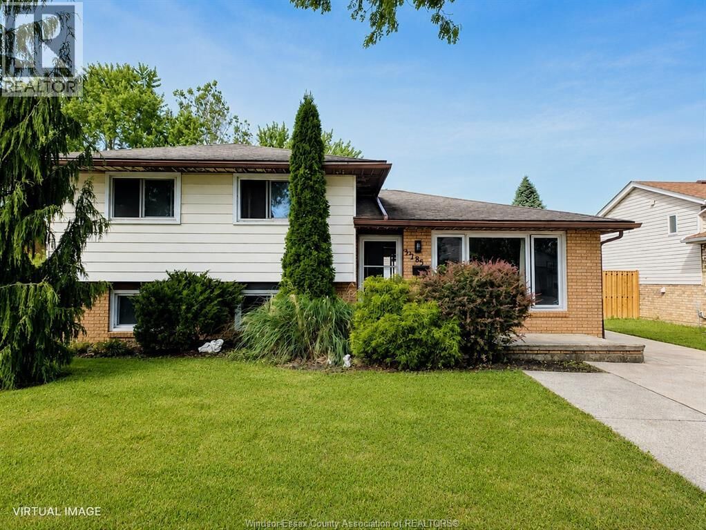 Property Photo:  3285 Rosebriar Road  ON N8R 1Y2 