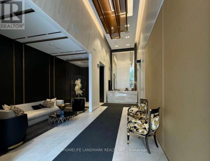 Property Photo: 319 Javis Street 2005 ON M5B 0C8