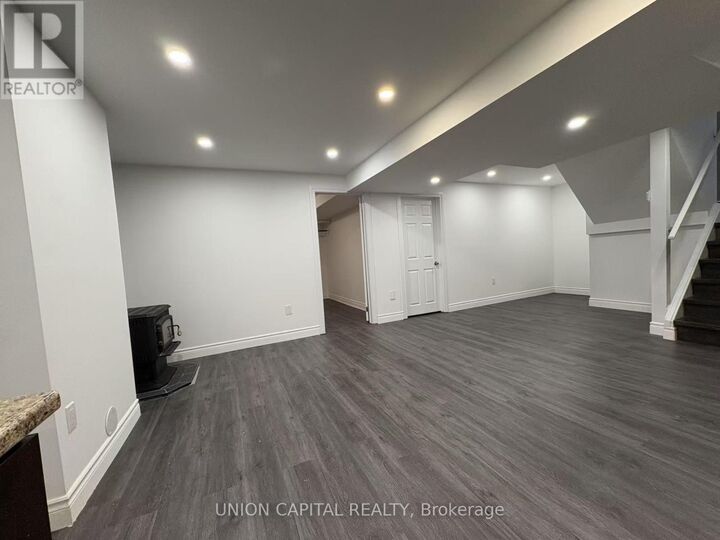 Property Photo:  21 Natanya Boulevard Bsmt  ON L4P 3R6 