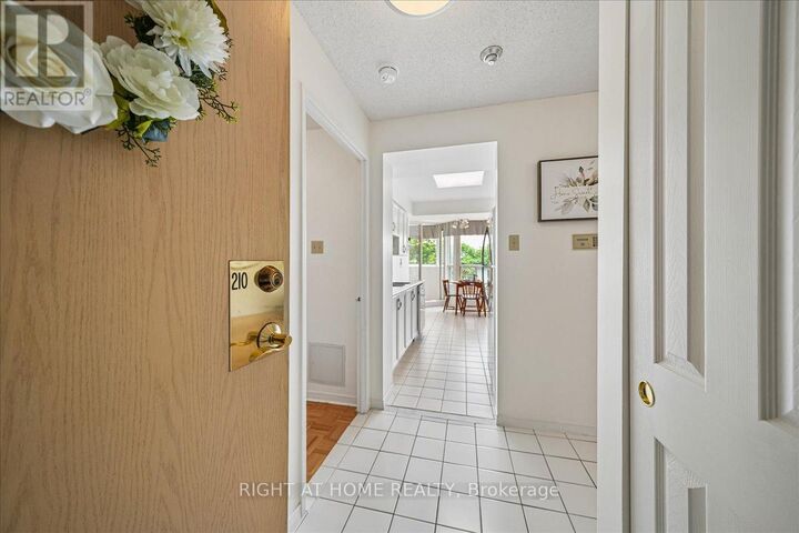 Property Photo: 400 Webb Drive 210 ON L5B 3Z7