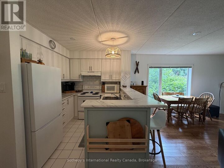 Property Photo:  329 Mariners Way  ON L9Y 5C7 