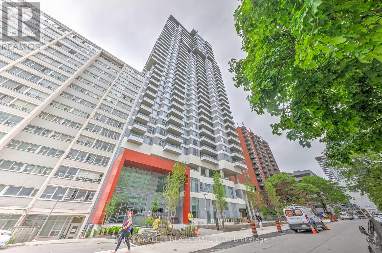 Property Photo:  50 Dunfield Avenue Ph17  ON M4S 0E4 