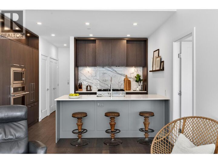 Property Photo: 3389 Lakeshore Road 314 BC V1W 3S9