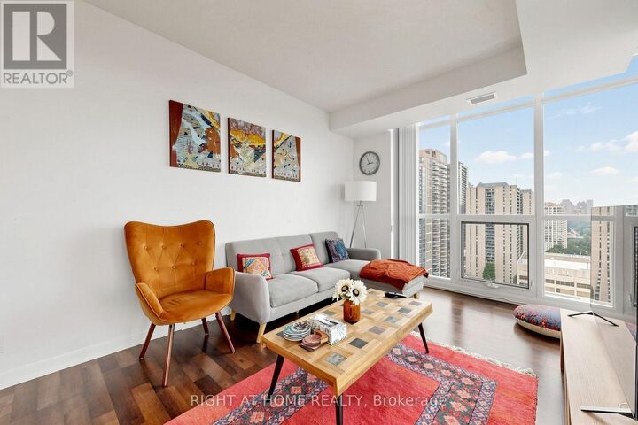 Property Photo:  17 Anndale Drive Ph206  ON M2N 2W7 