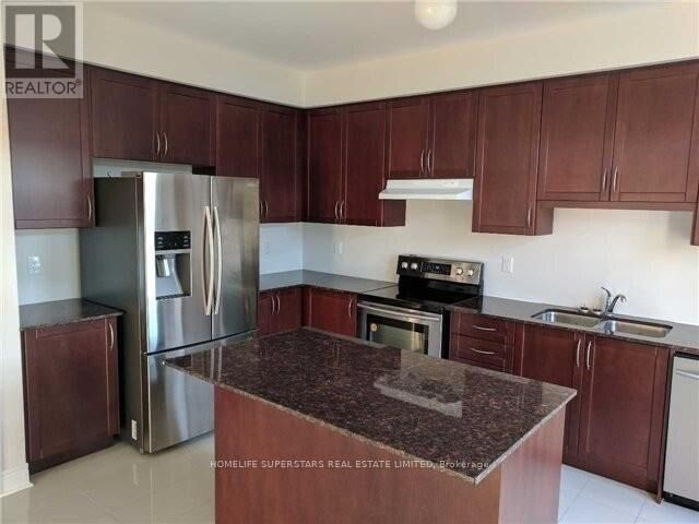 Property Photo:  34 Lowther Avenue  ON L4E 2Z7 