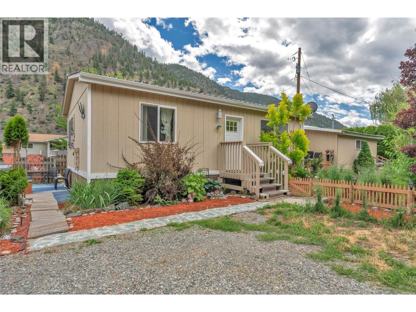 Property Photo:  1530 Main Street North  BC V0X 1N6 