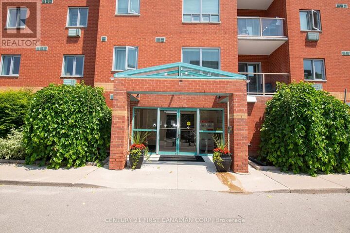 Property Photo:  77 Baseline Road 405  ON N6J 1V5 