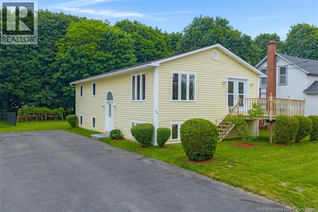 Property Photo:  39 Cedar Avenue  NB E4E 1K6 