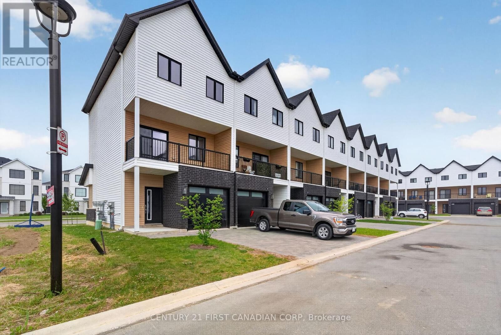 Property Photo: 1595 Capri Crescent 66 ON N6G 3Y6