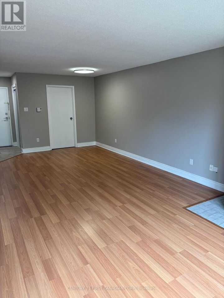 Property Photo:  5 Jacksway Crescent 206  ON N5X 3T6 