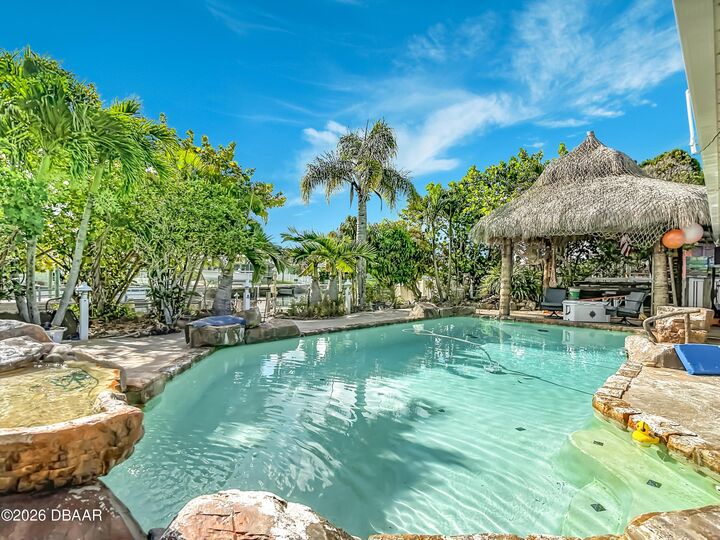 Property Photo:  5016 Marlin Drive  FL 34652 