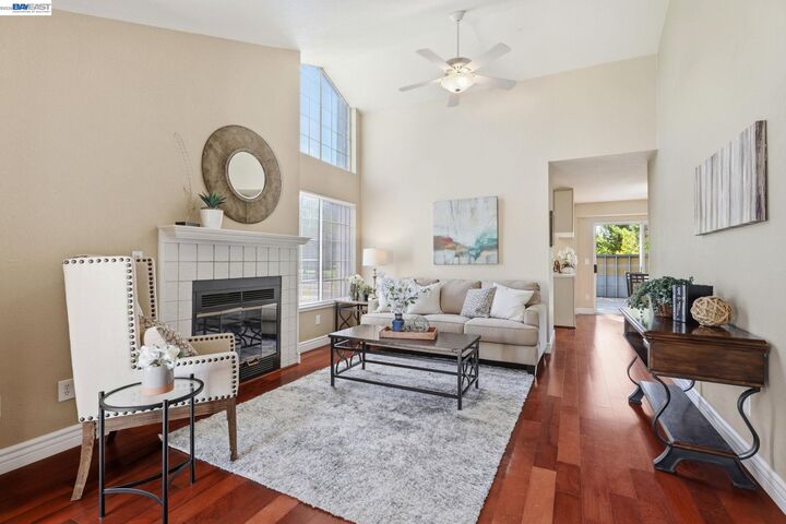 Property Photo: 1424 Peachtree Common CA 94551