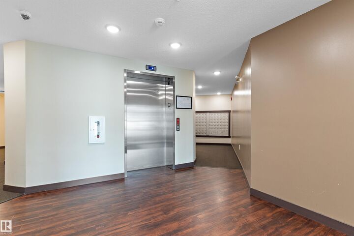 Property Photo:  3670 139 Avenue NW 305  AB T5Y 3N5 