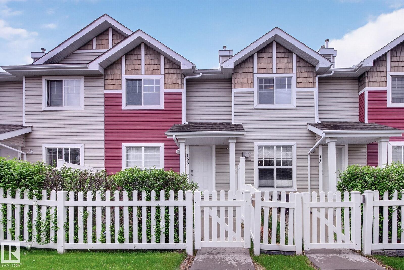 Property Photo: 5604 199 Street NW 156 AB T6M 2Z9