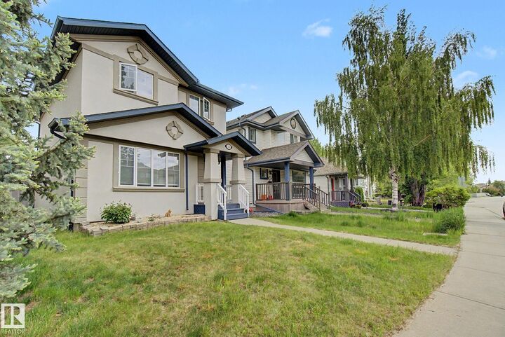 Property Photo: 710 Glenwright Court NW AB T5T 6K5