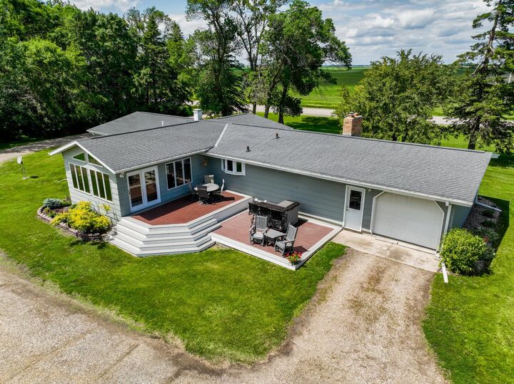 Property Photo: 2655 300th Street MN 56256