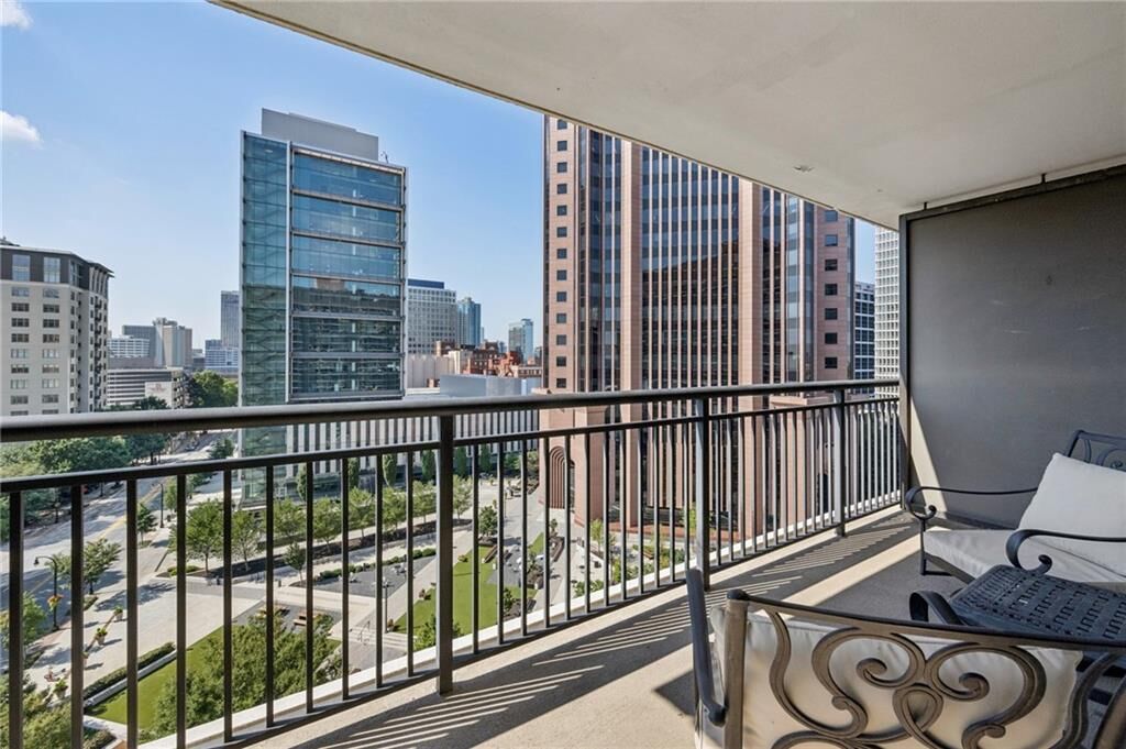 Property Photo:  620 Peachtree Street NE 1106  GA 30308 