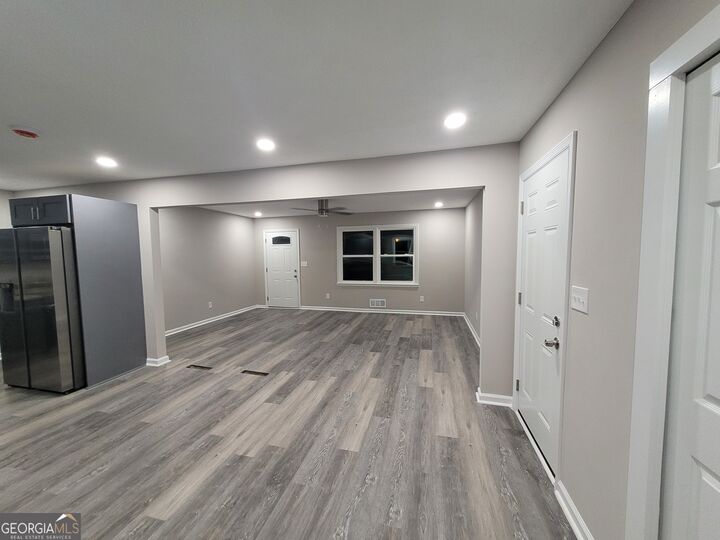 Property Photo: 4059 Canby Lane GA 30035