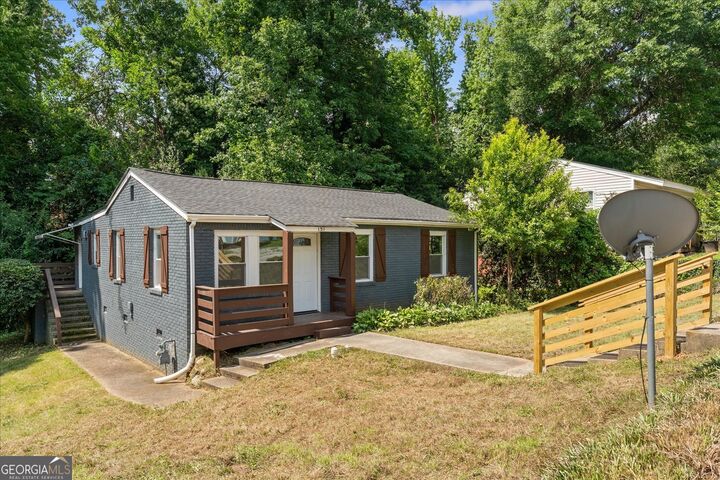 Property Photo: 151 Magnolia Terrace GA 30606