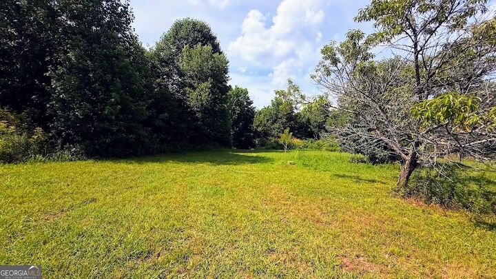 Property Photo:  380 Nix Road  GA 30110 