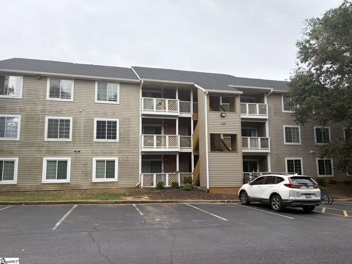 Property Photo: 220 Elm Street Unit 523 SC 29361