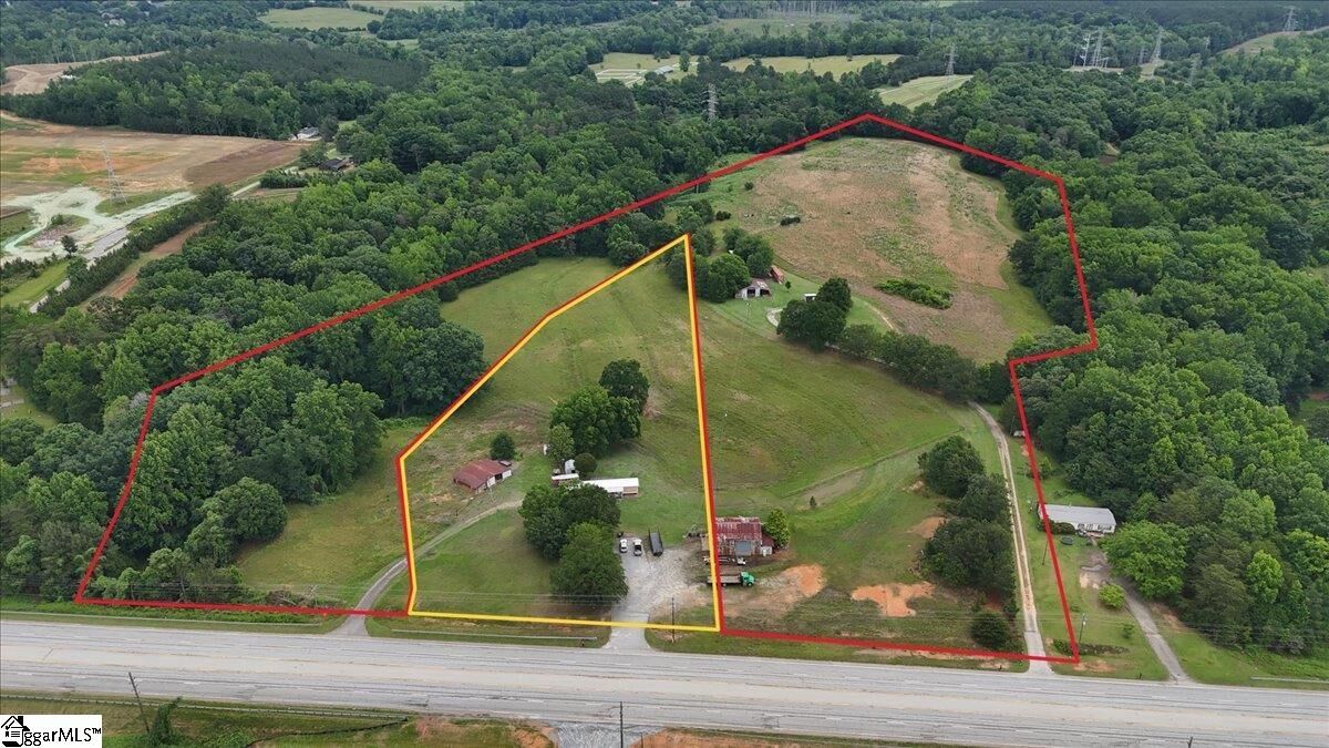 Property Photo:  2740 Moore Duncan Highway  SC 29369 