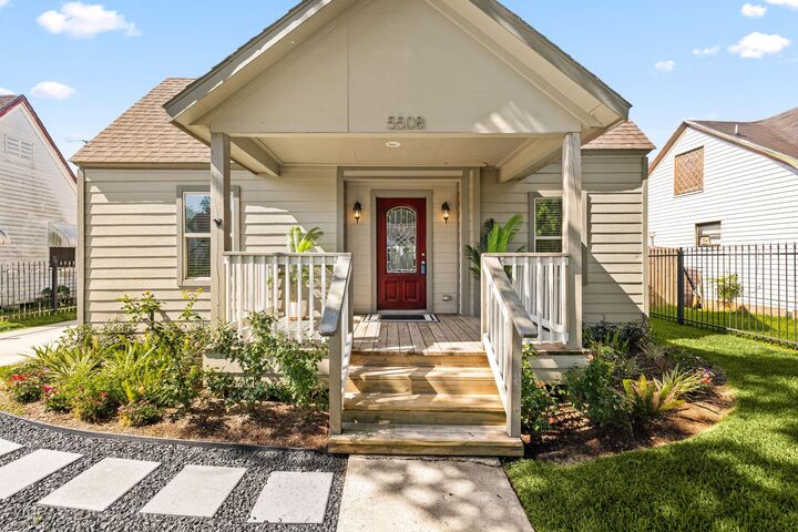 Property Photo: 5508 Truett Street TX 77023
