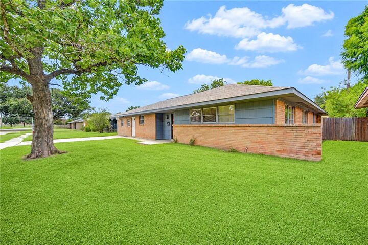 Property Photo:  7543 Wilmerdean Street  TX 77061 