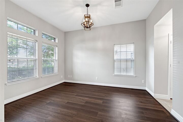 Property Photo: 5914 Shadow Creek Court TX 77523