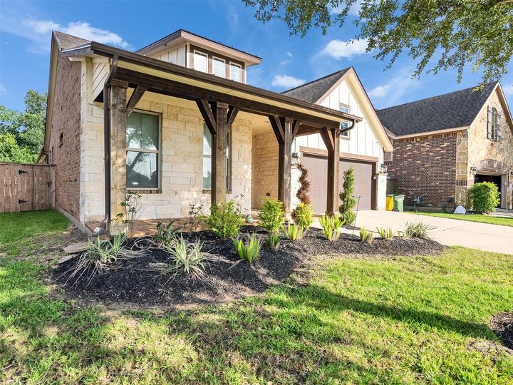 Property Photo: 3422 Waverly Springs Lane TX 77581