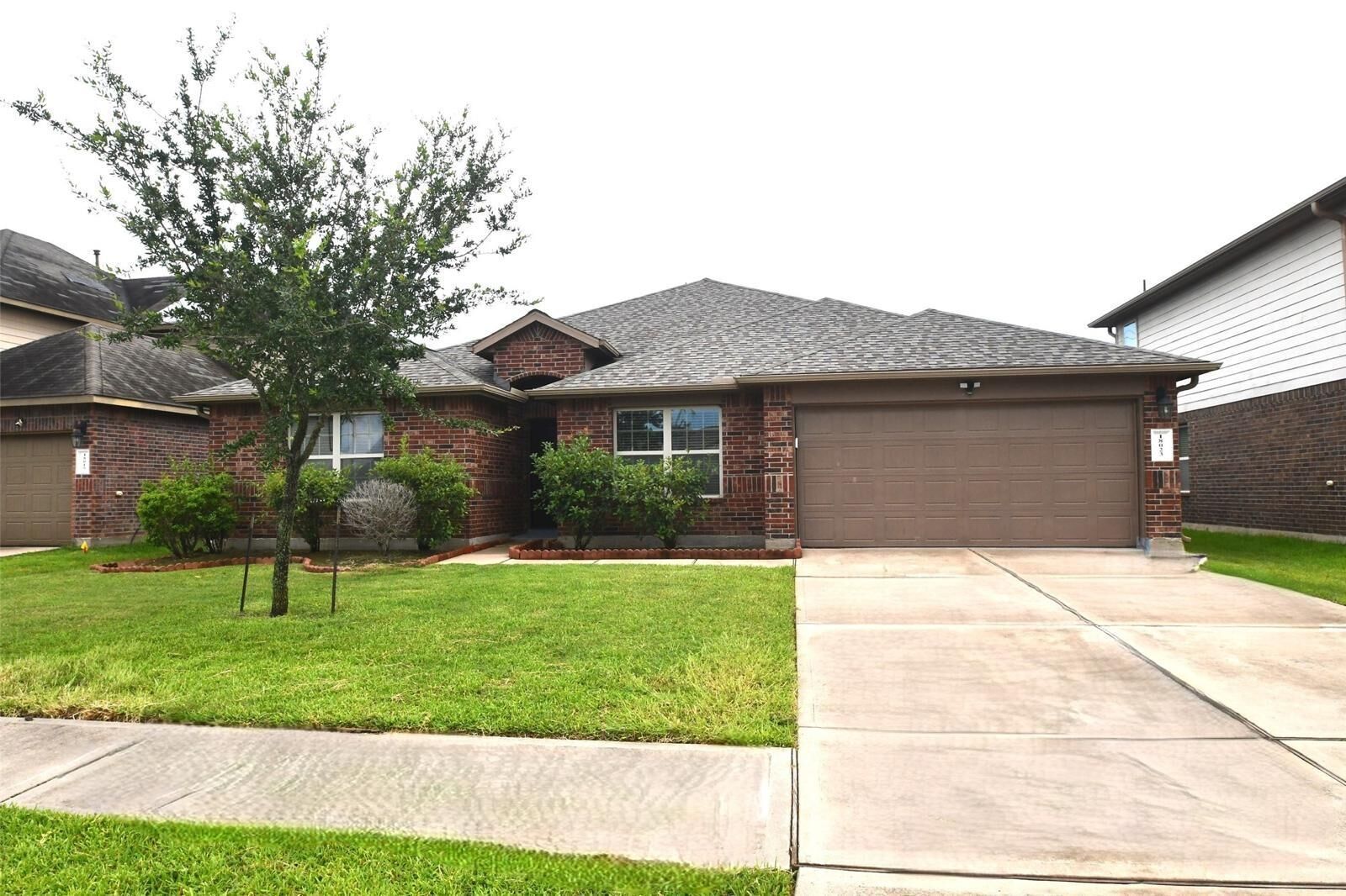 Property Photo:  18023 Tenasserim Pine Trace  TX 77407 