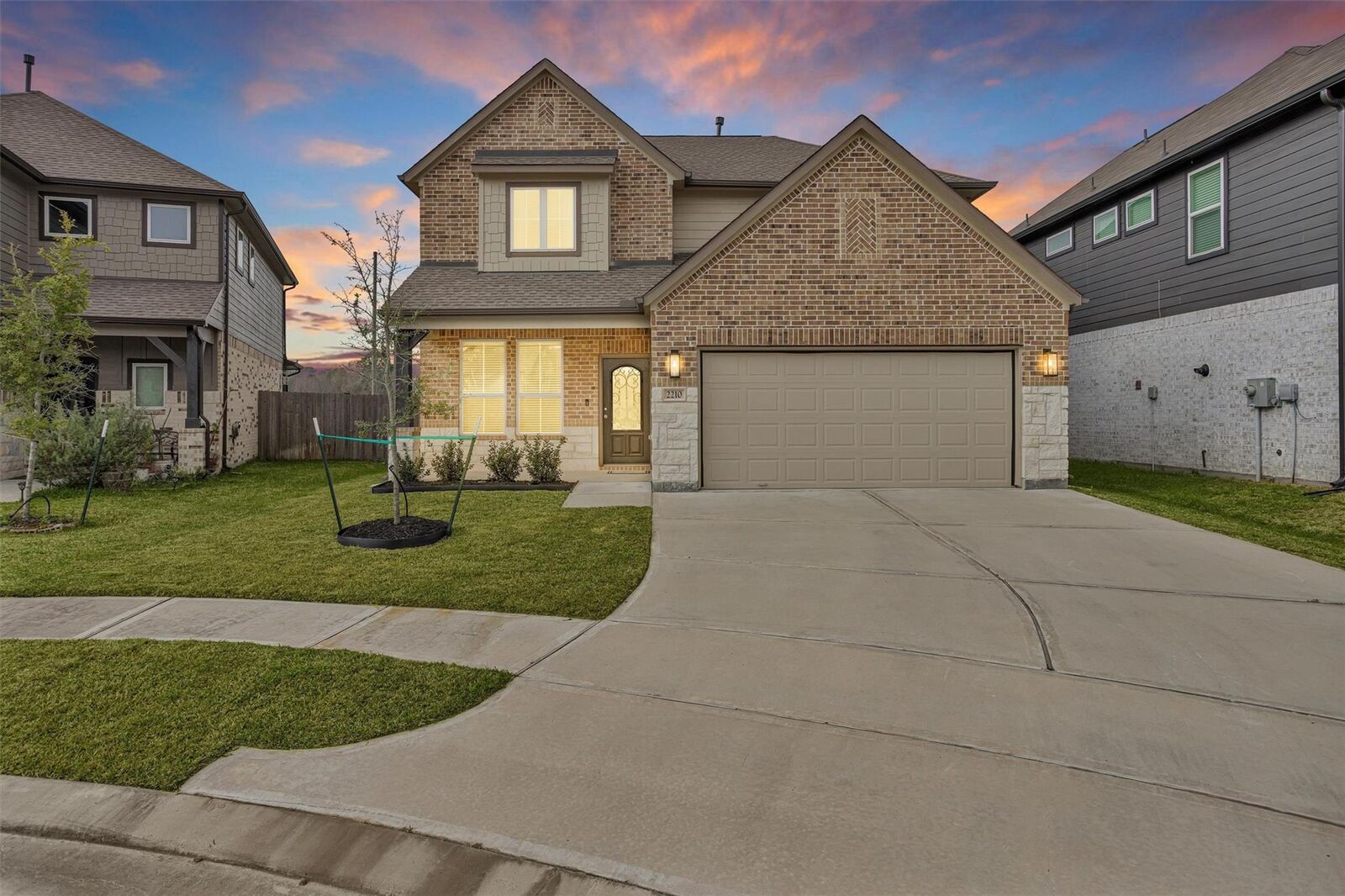 Property Photo: 2210 Reed Cave Lane TX 77386