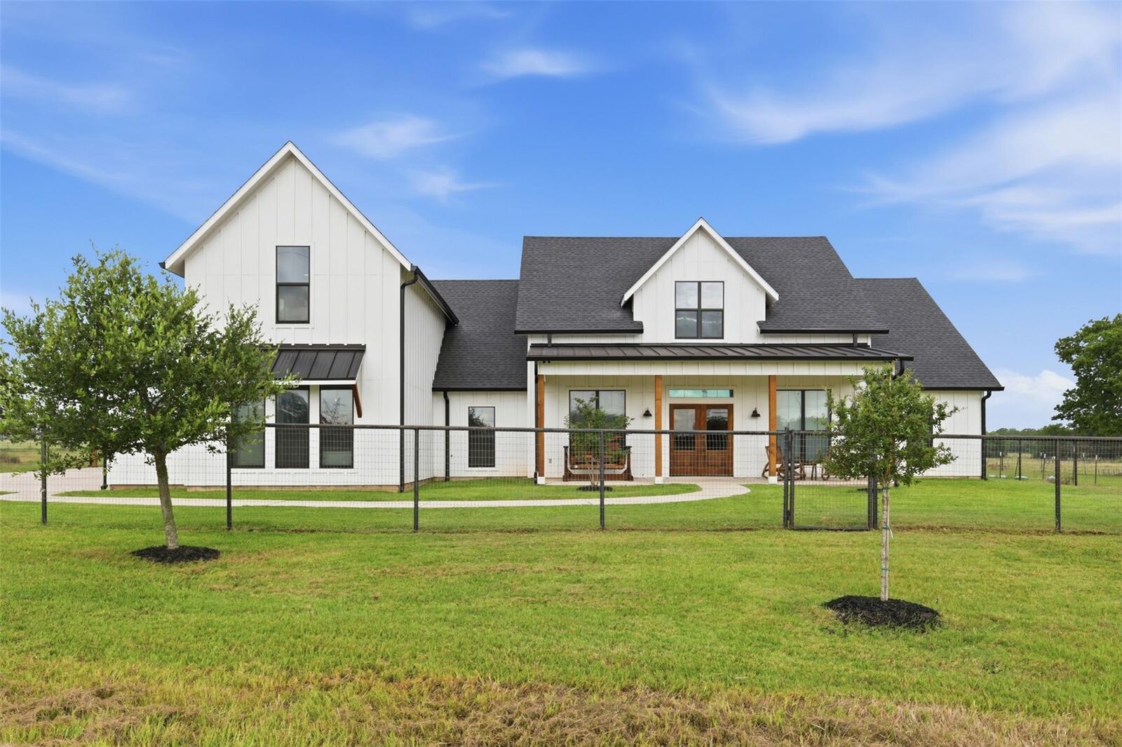 Property Photo:  8263 County Road 179  TX 77873 