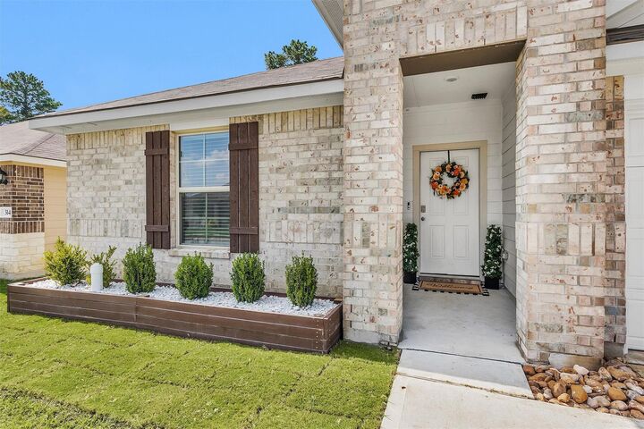 Property Photo:  312 Pecos Drive  TX 77340 