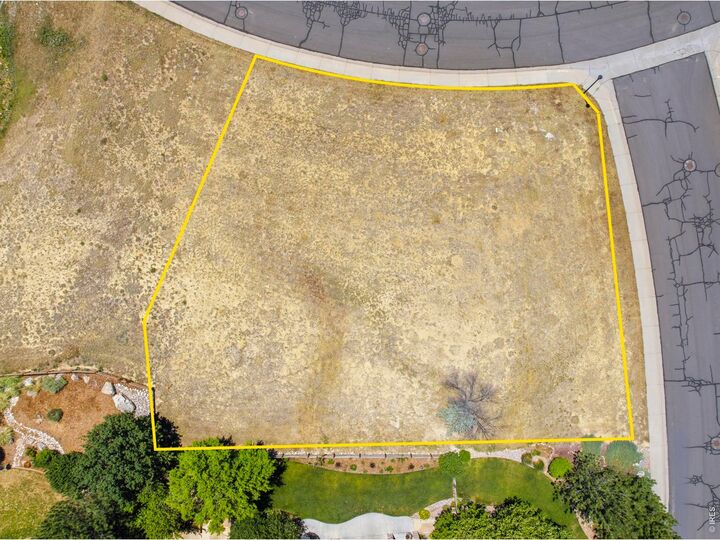 Property Photo: 2029 Yonkee Dr CO 80550