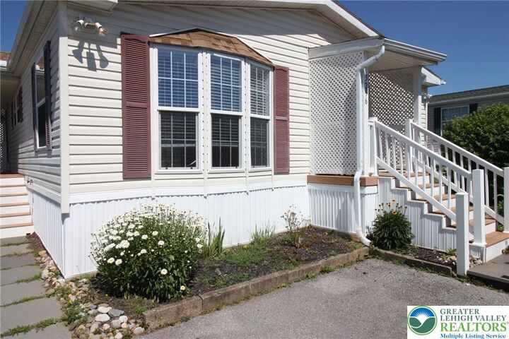 Property Photo: 5256 Brunswick Lane PA 18062
