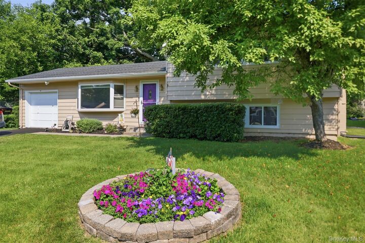 Property Photo:  74 Creek Run Road  NY 12550 