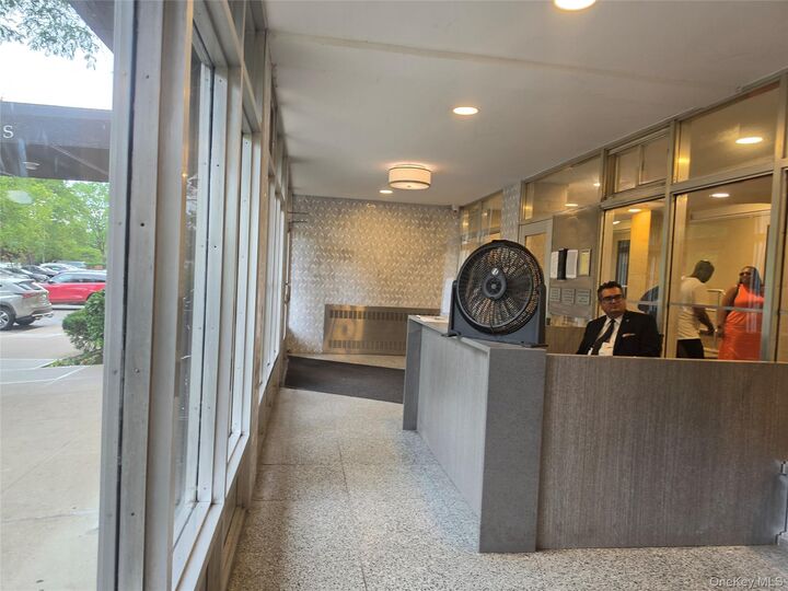 Property Photo: 875 Morrison Avenue #1B NY 10473
