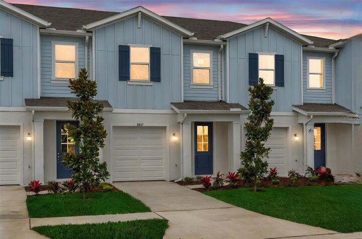 Property Photo:  31785 Kestrel Calling Drive  FL 33576 