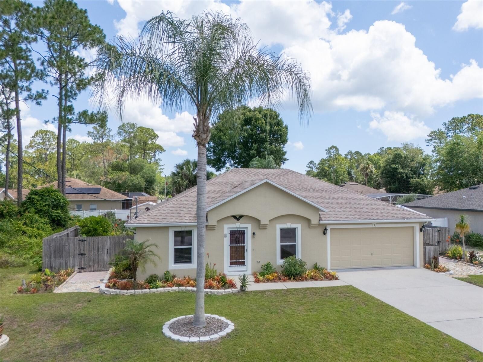 Property Photo:  3 Poindexter Lane  FL 32164 