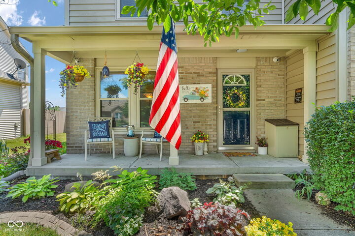 Property Photo:  2905 Shadow Lake Drive  IN 46217 