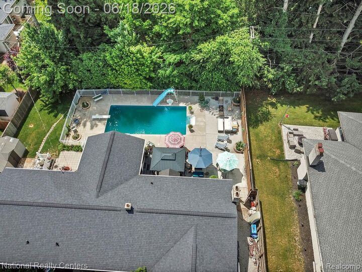 Property Photo: 53147 Villa Circle MI 48316 2463