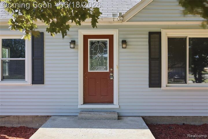 Property Photo:  3408 N River Road  MI 48059 4229 