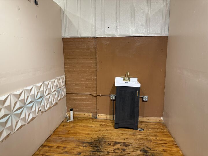 Property Photo: 330 Main St WI 53403