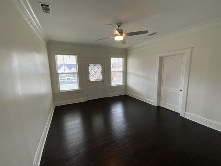 Property Photo: 1708 Glenview Ave TN 38106
