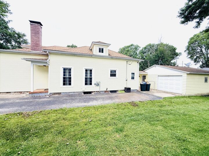 Property Photo:  104 Gilbert Street  IL 60963 