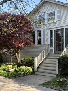 Property Photo: 1122 Monroe Street IL 60202
